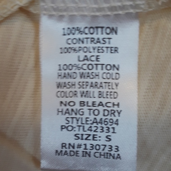 Umgee Slub Knit Top with Floral Print Puff sleeves - Picture 7 of 8